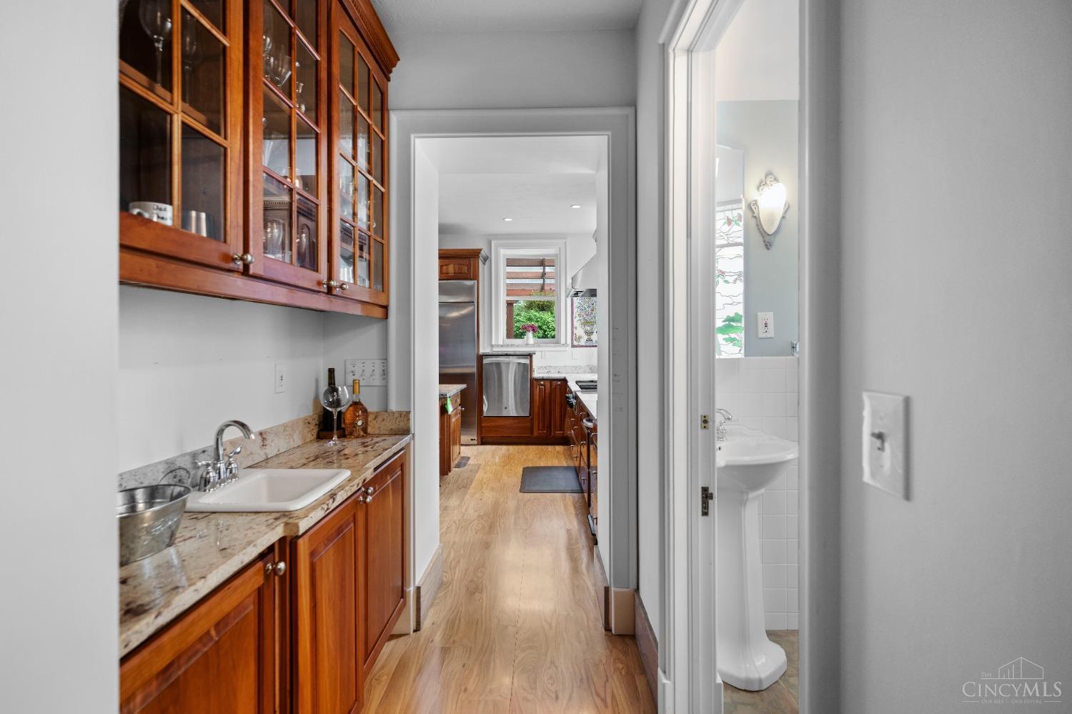 3406 Manor Hill Drive
