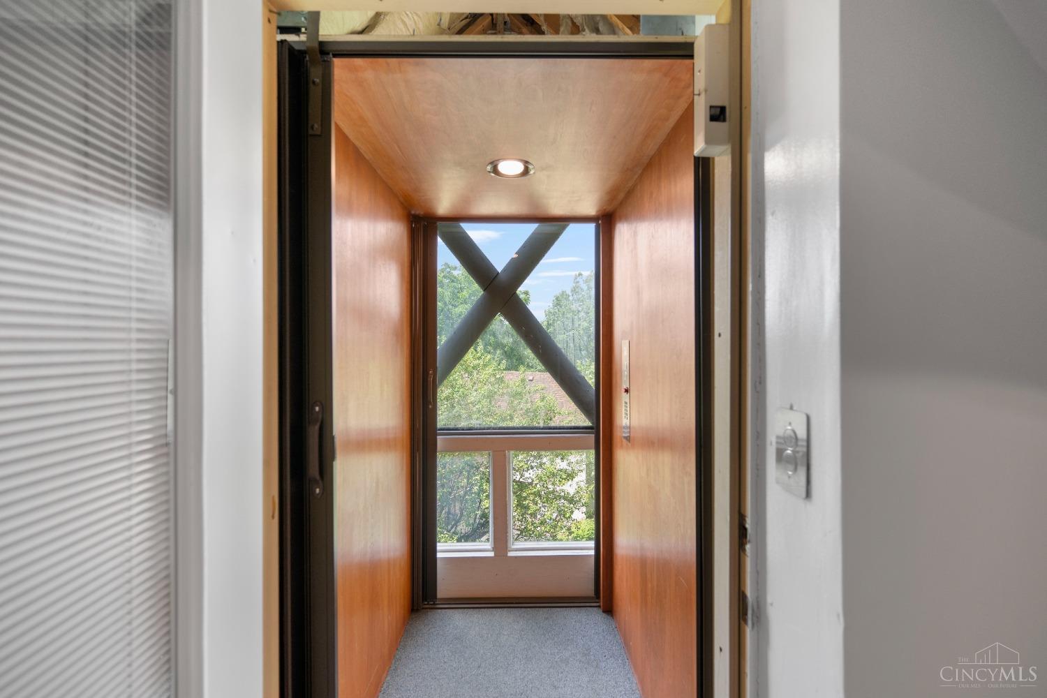 3406 Manor Hill Drive