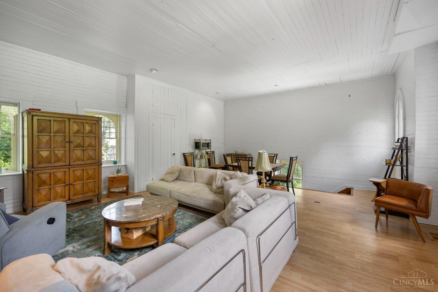 3406 Manor Hill Drive