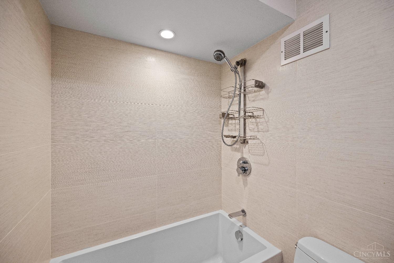 2200 Victory Parkway