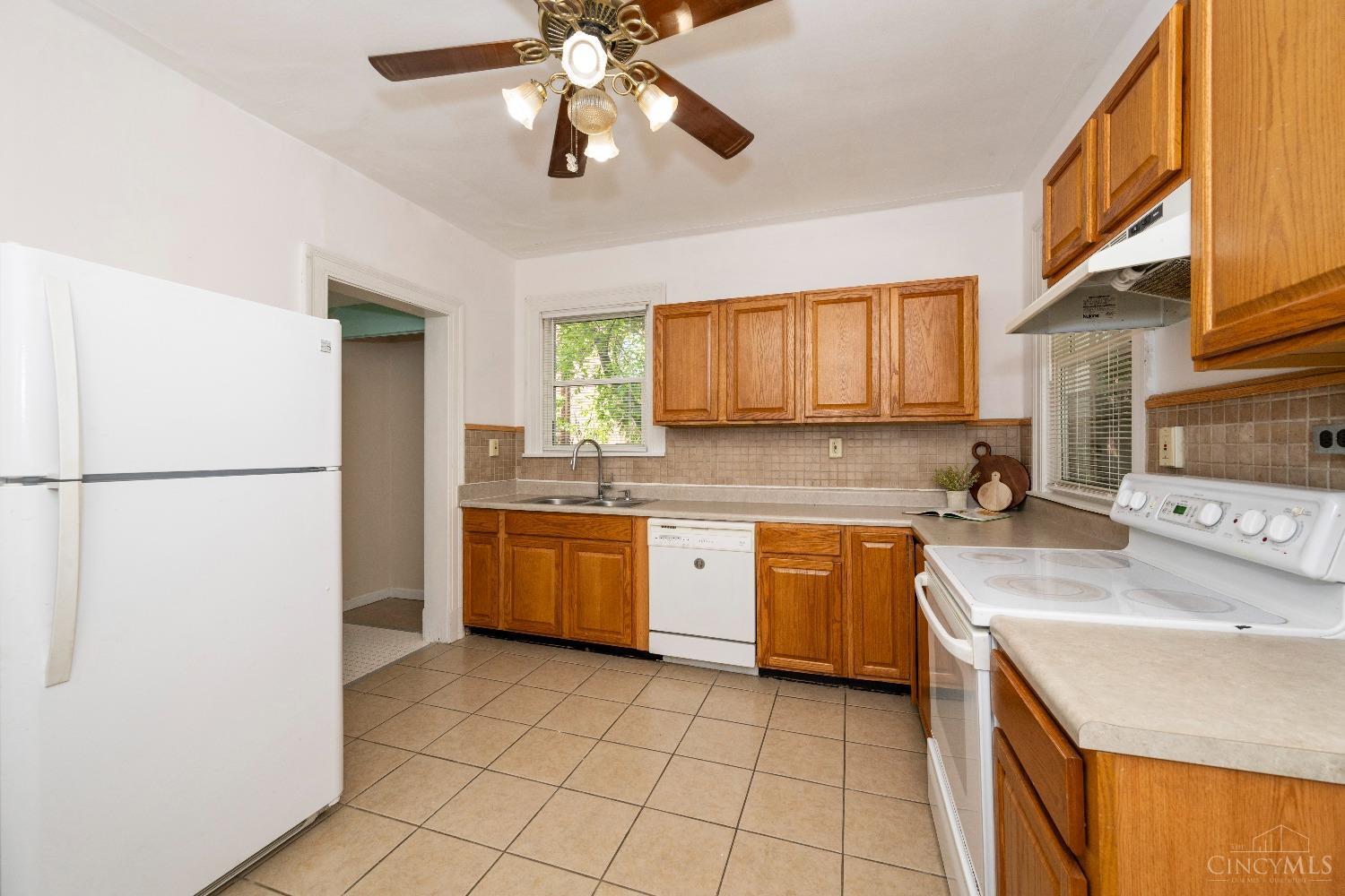 1184 Overlook Avenue