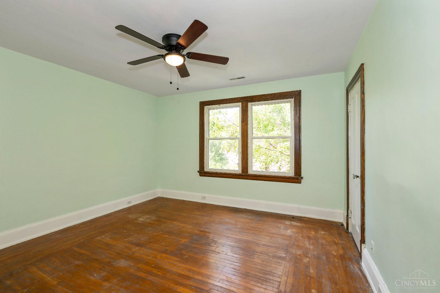 1184 Overlook Avenue