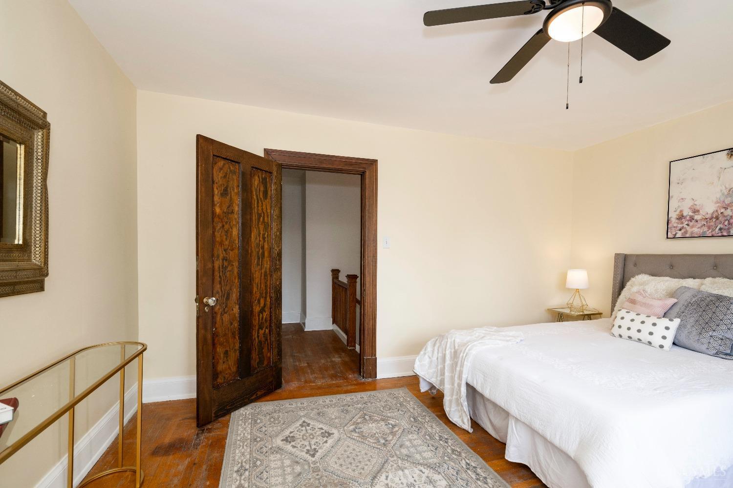 1184 Overlook Avenue