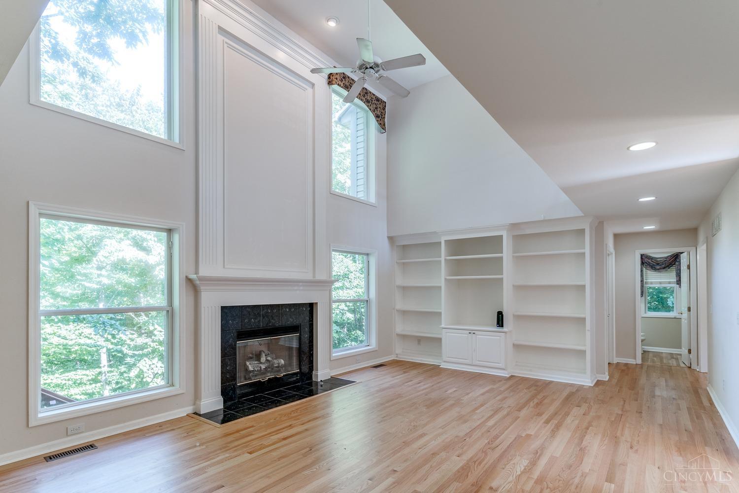 2333 Shimmering Bay Lane