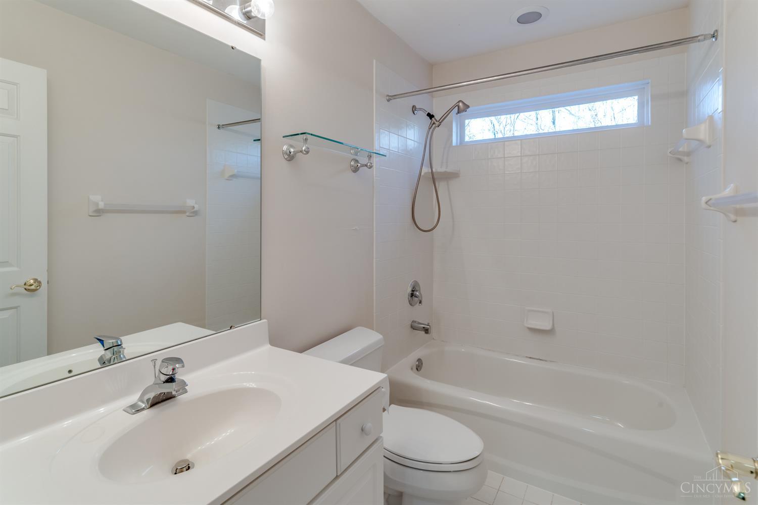 2333 Shimmering Bay Lane