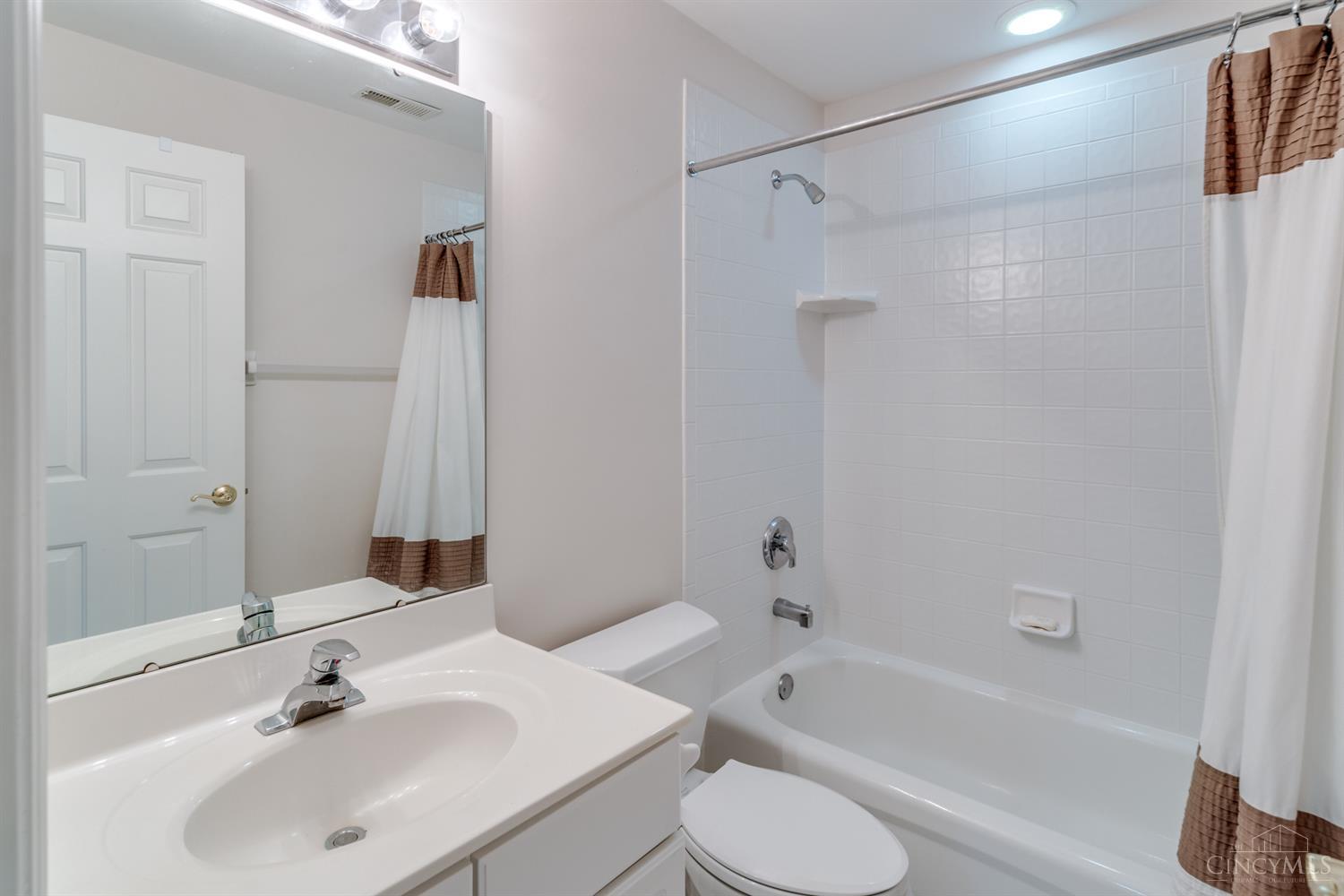 2333 Shimmering Bay Lane