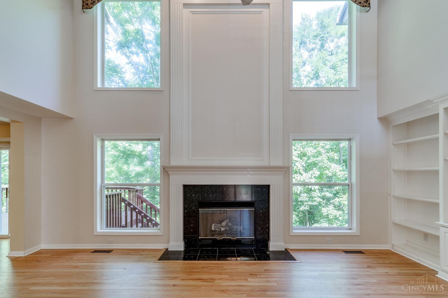 2333 Shimmering Bay Lane