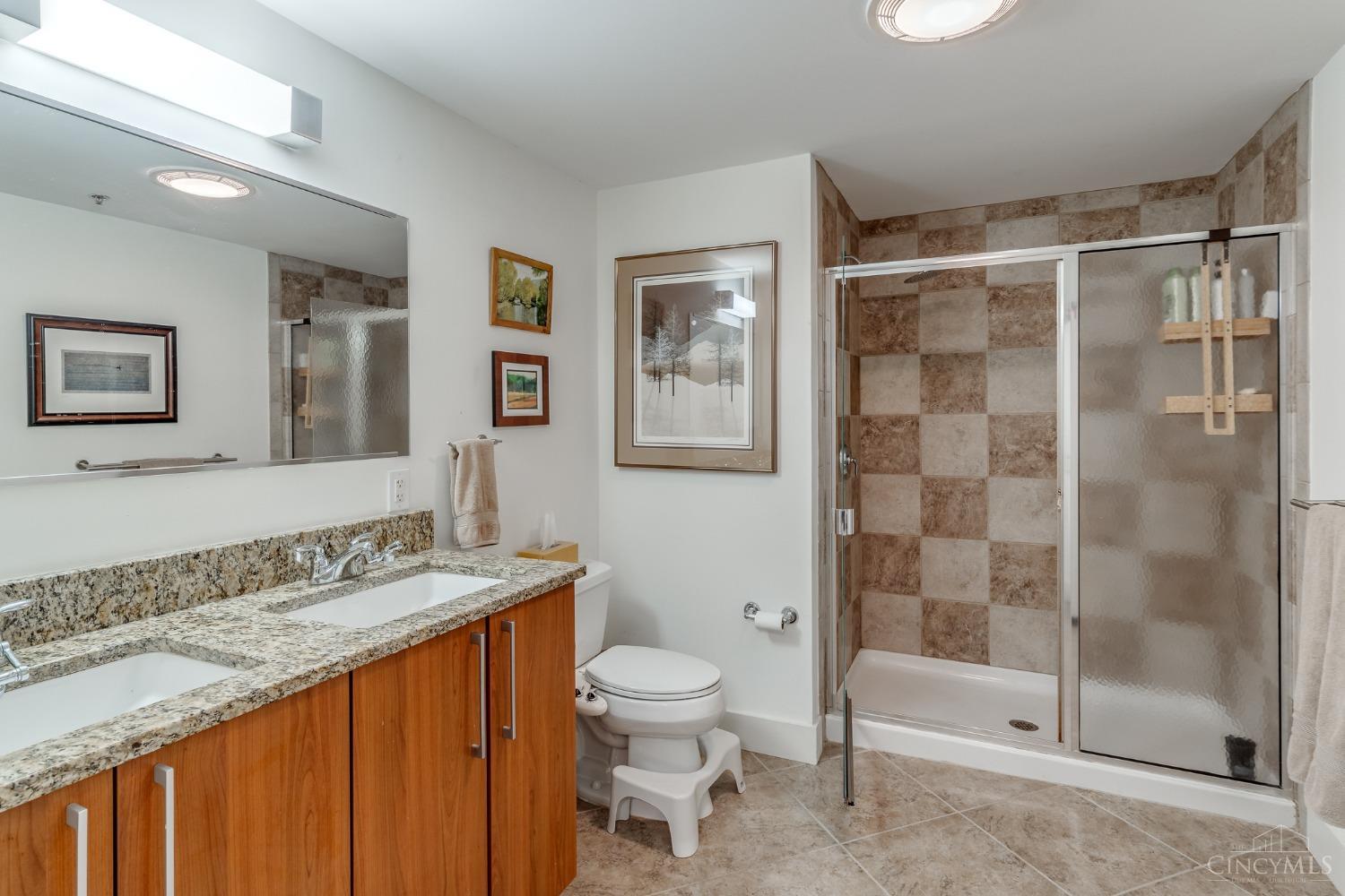 15 W Fourth Street 411