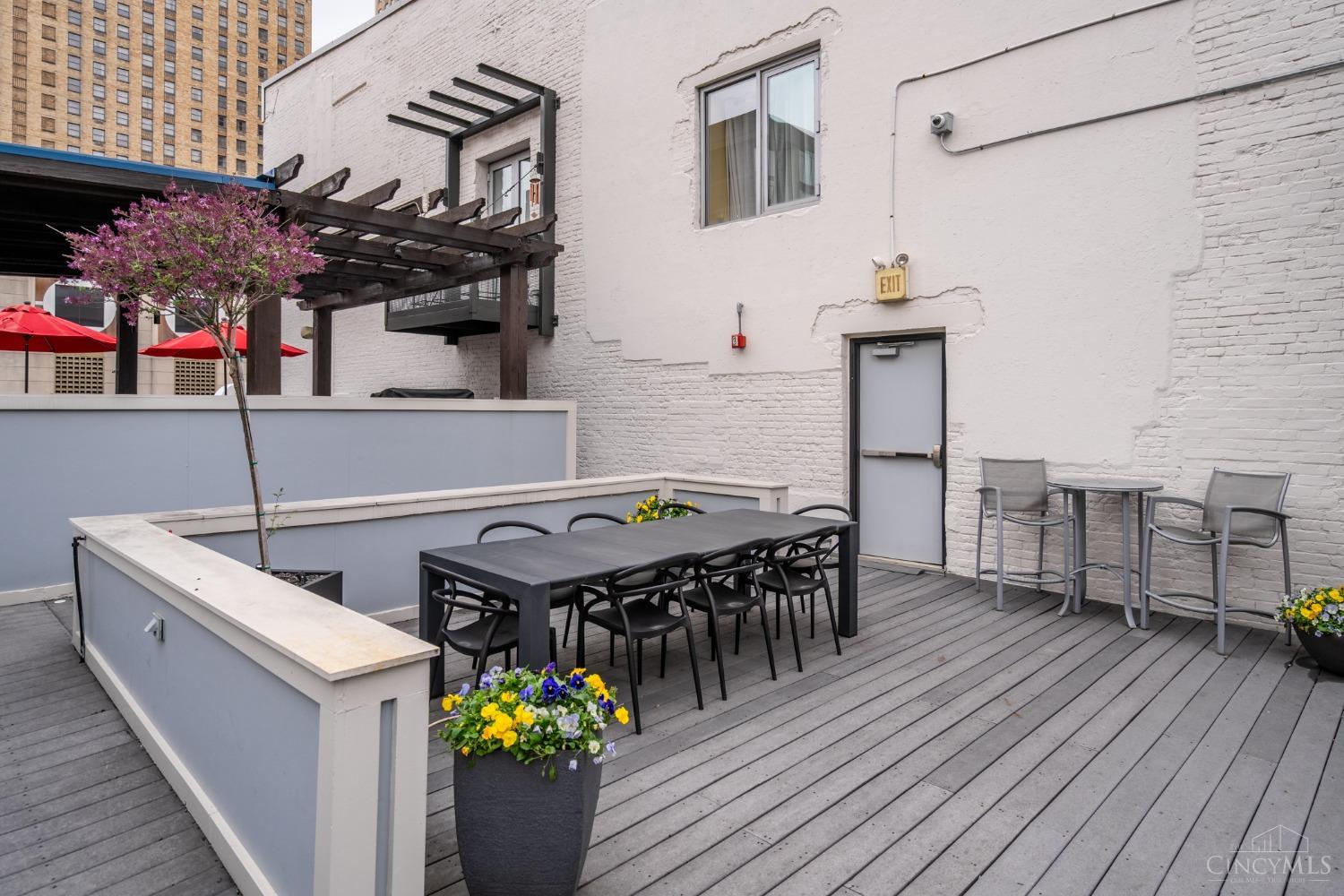 15 W Fourth Street 411