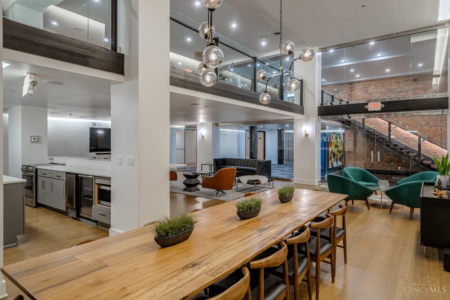 15 W Fourth Street 411