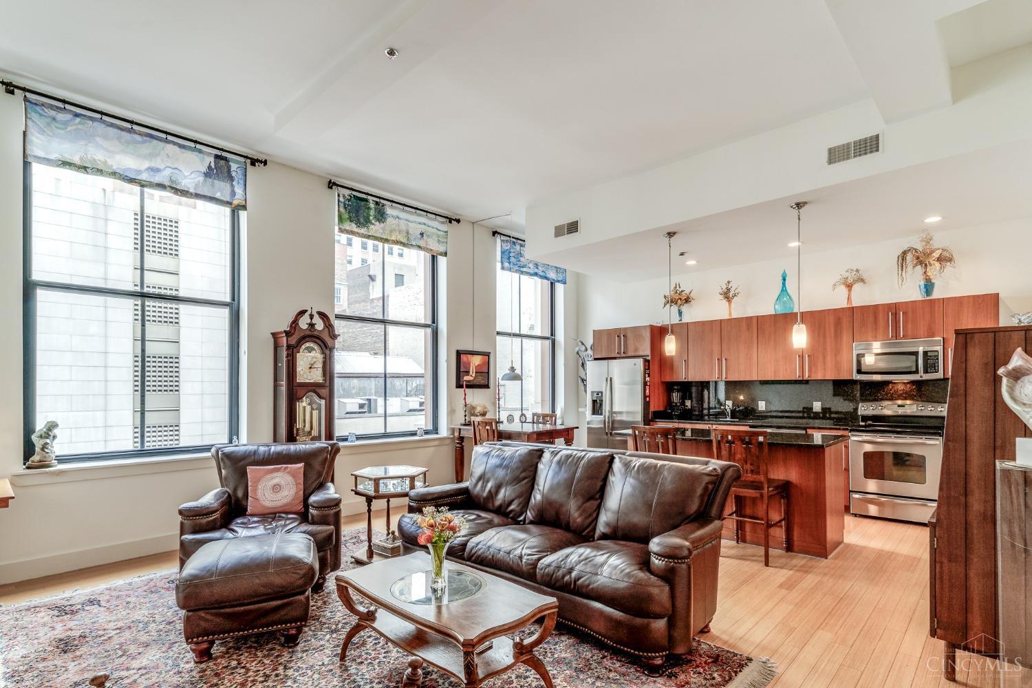 15 W Fourth Street 411