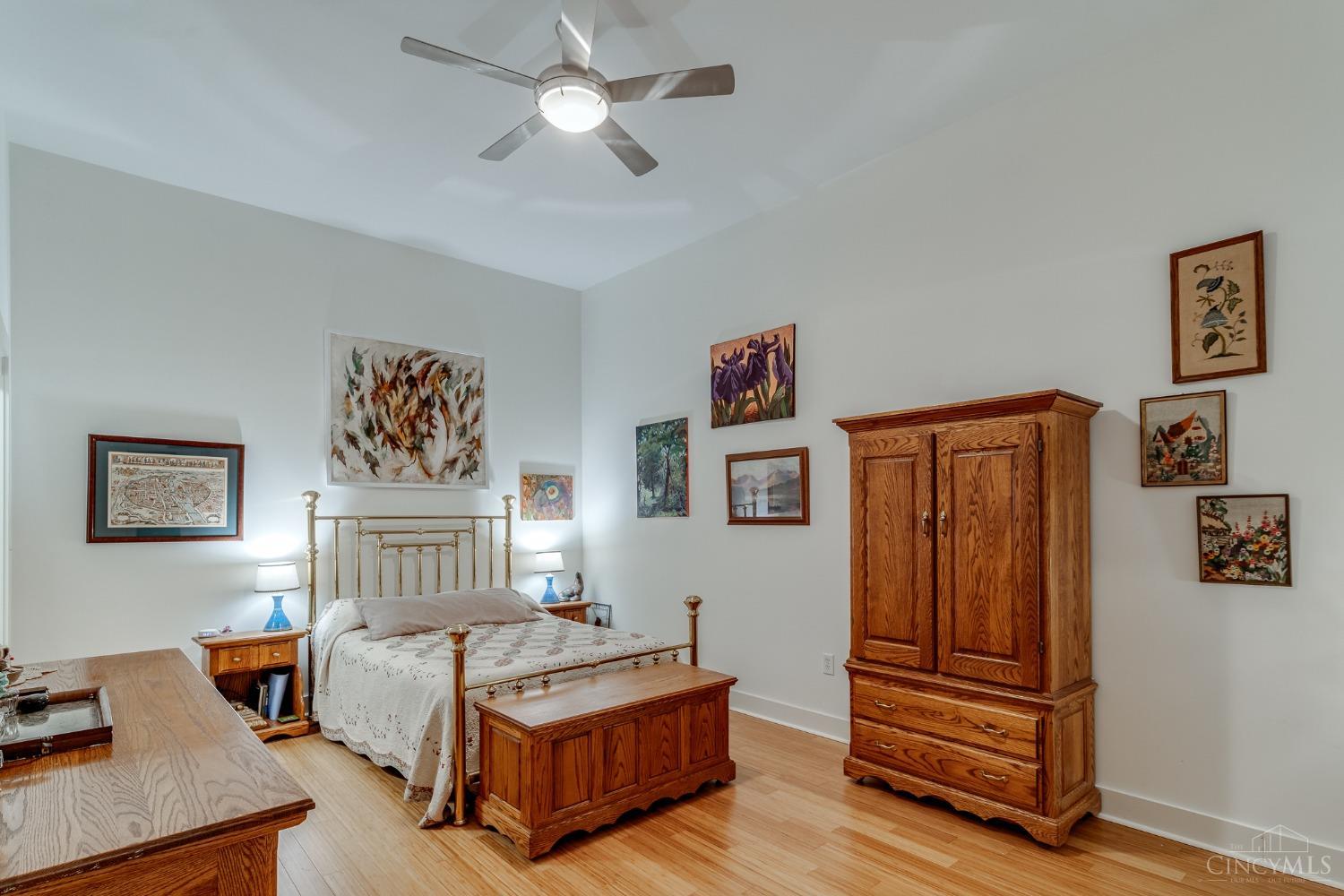 15 W Fourth Street 411