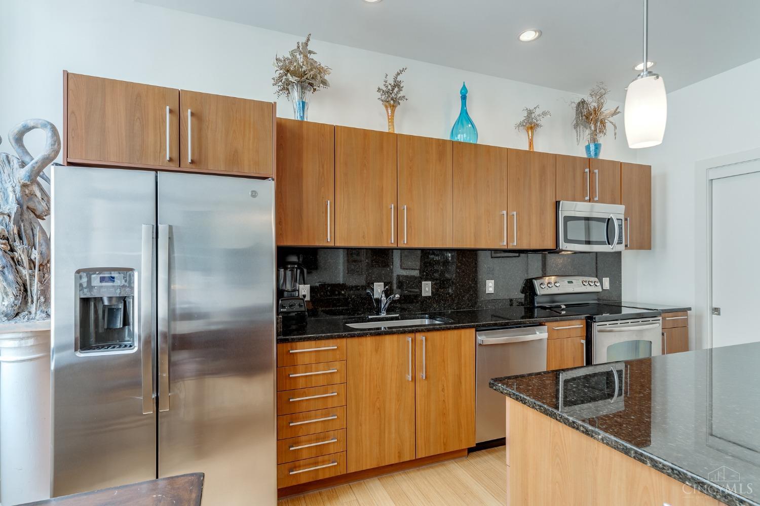 15 W Fourth Street 411