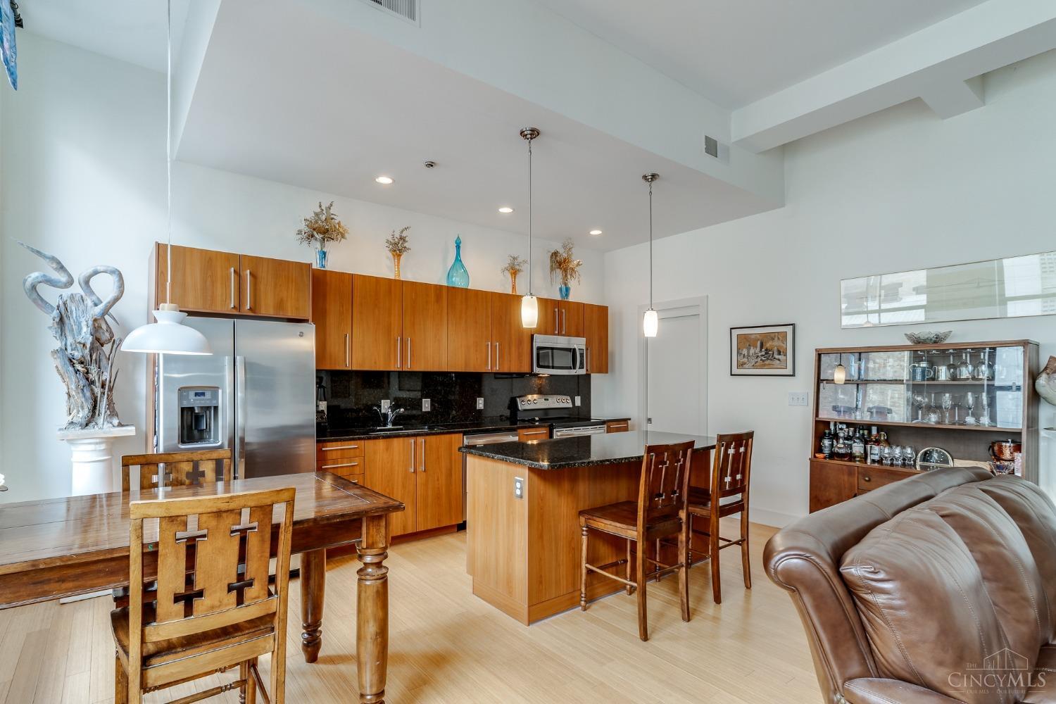 15 W Fourth Street 411