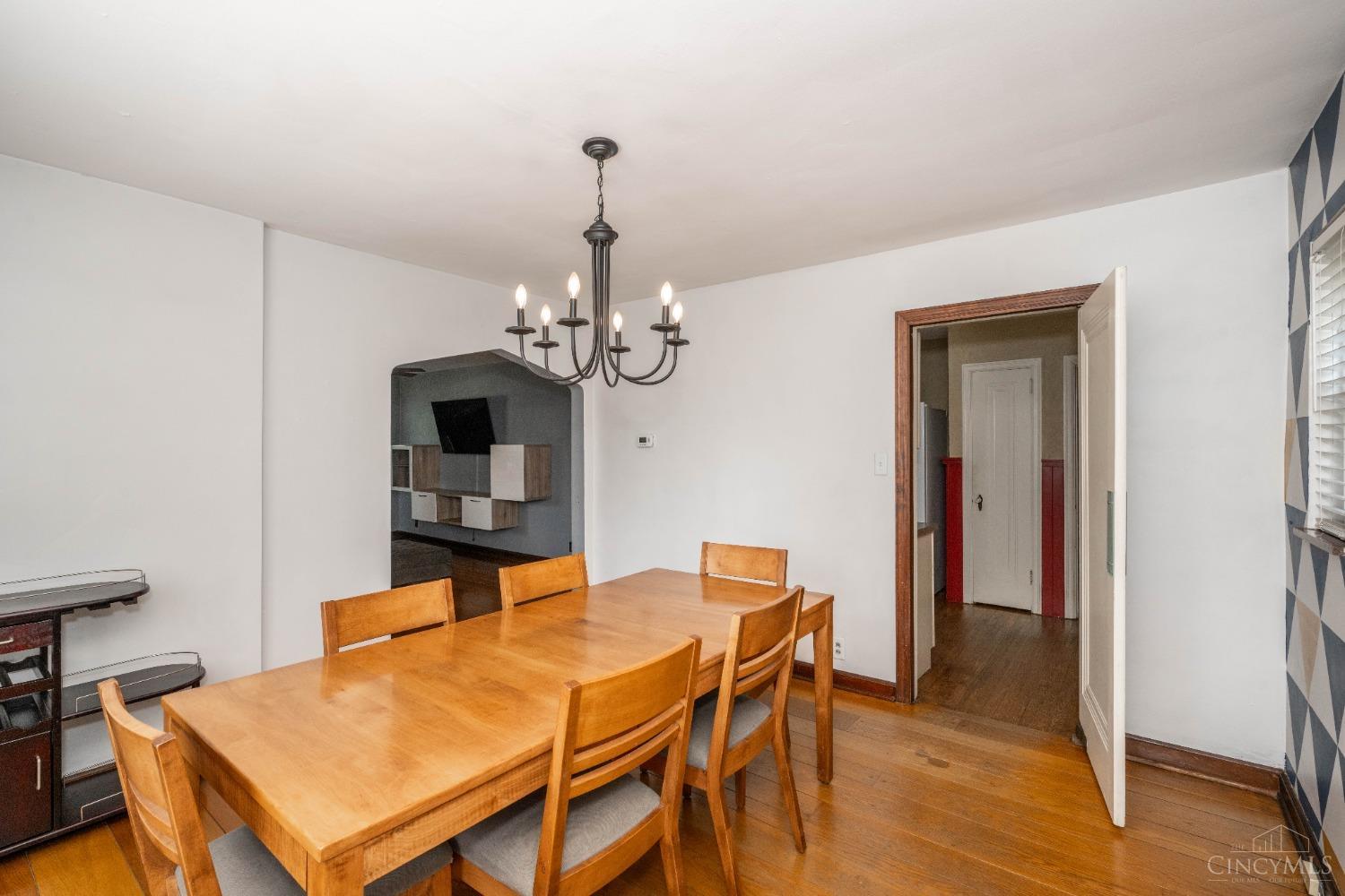 6615 Highland Avenue