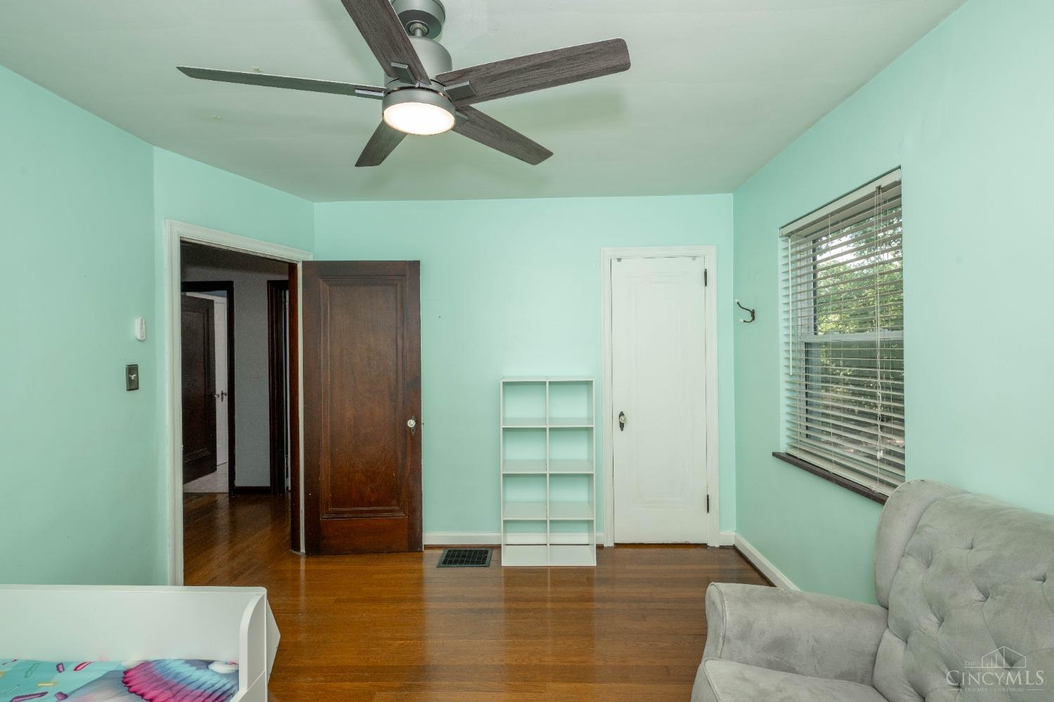 6615 Highland Avenue