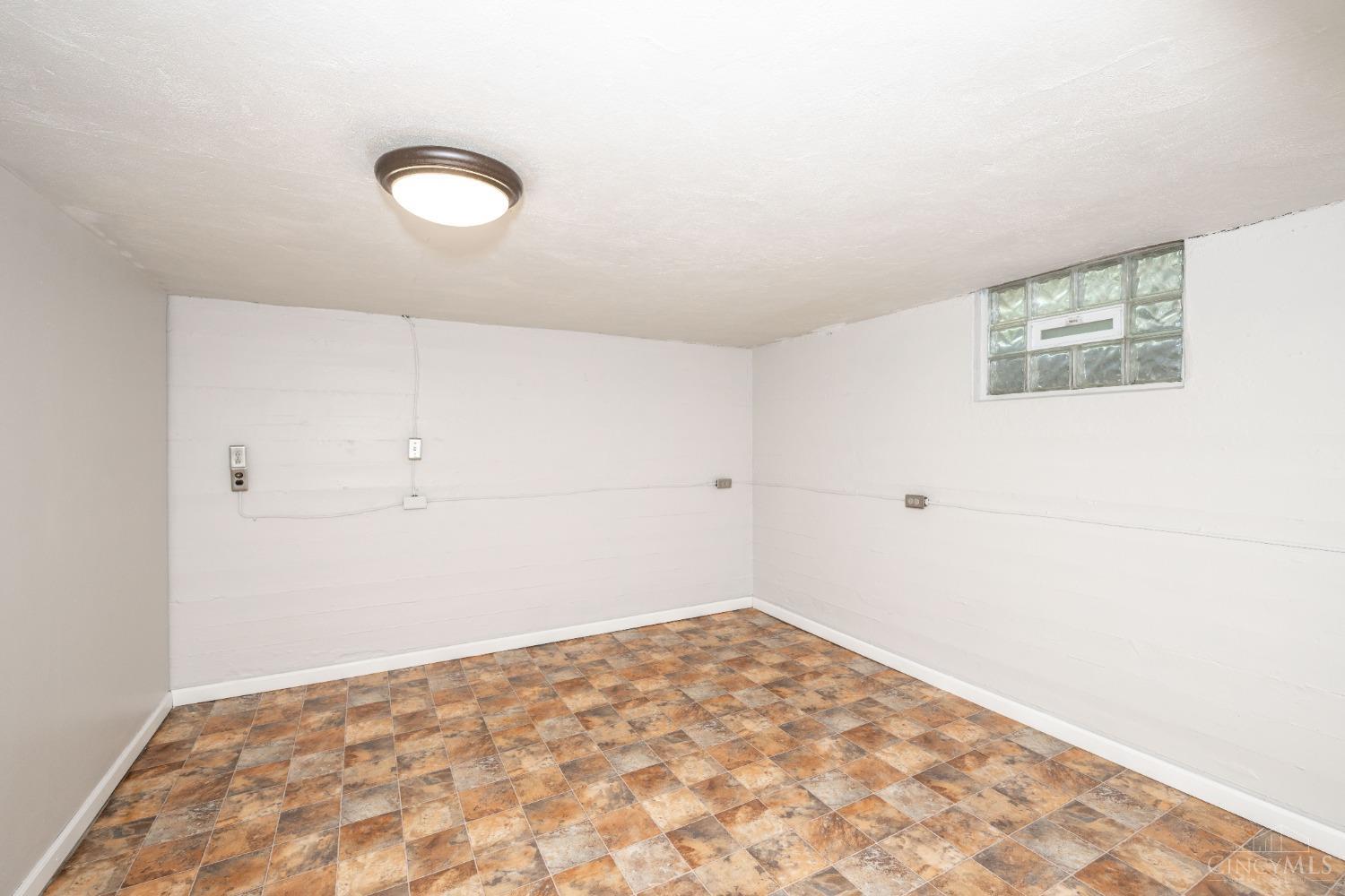 6615 Highland Avenue