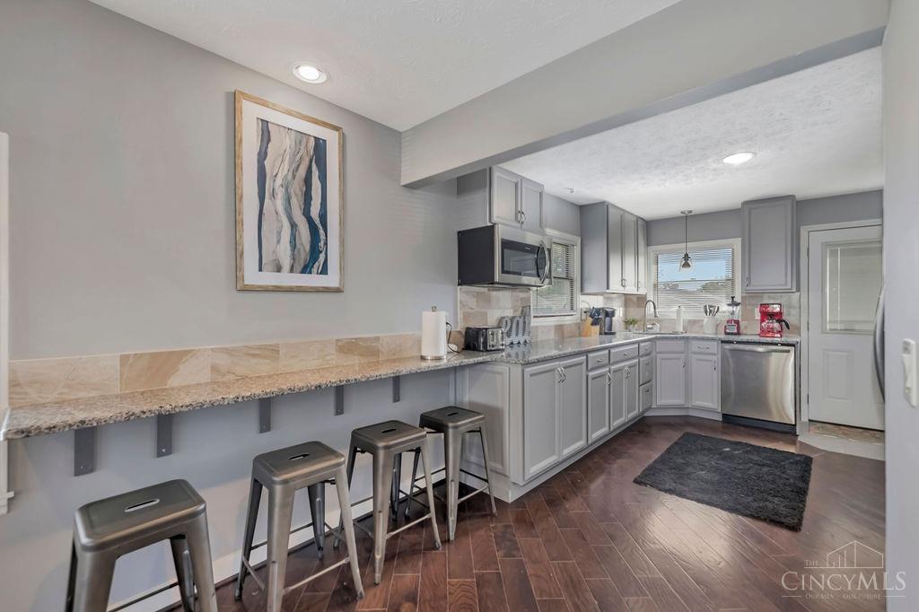 617 S College Avenue