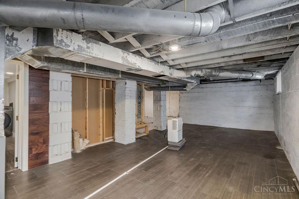 617 S College Avenue