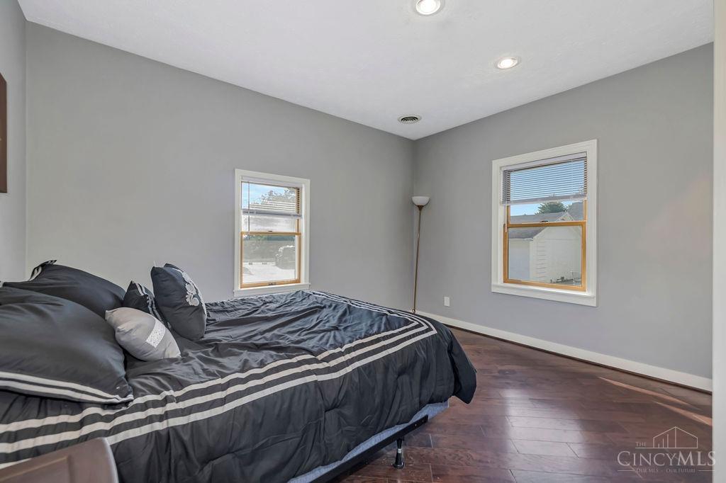 617 S College Avenue