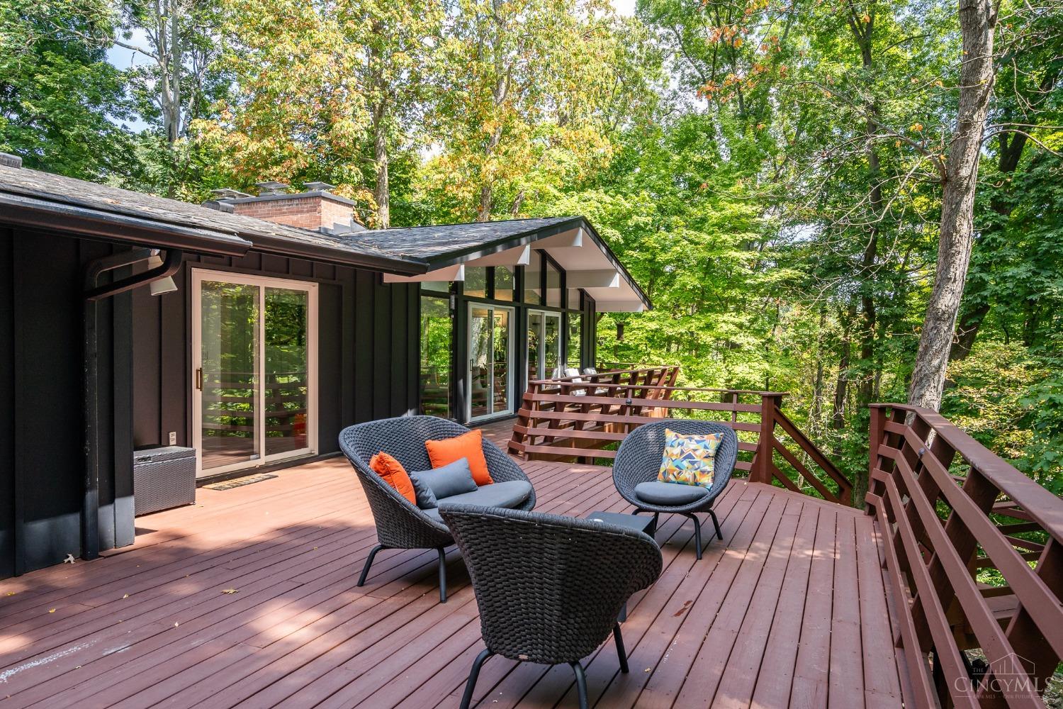 3534 Deepwoods Lane
