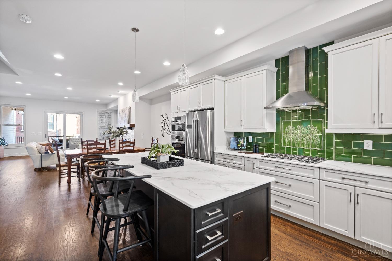 214 W Fifteenth Street