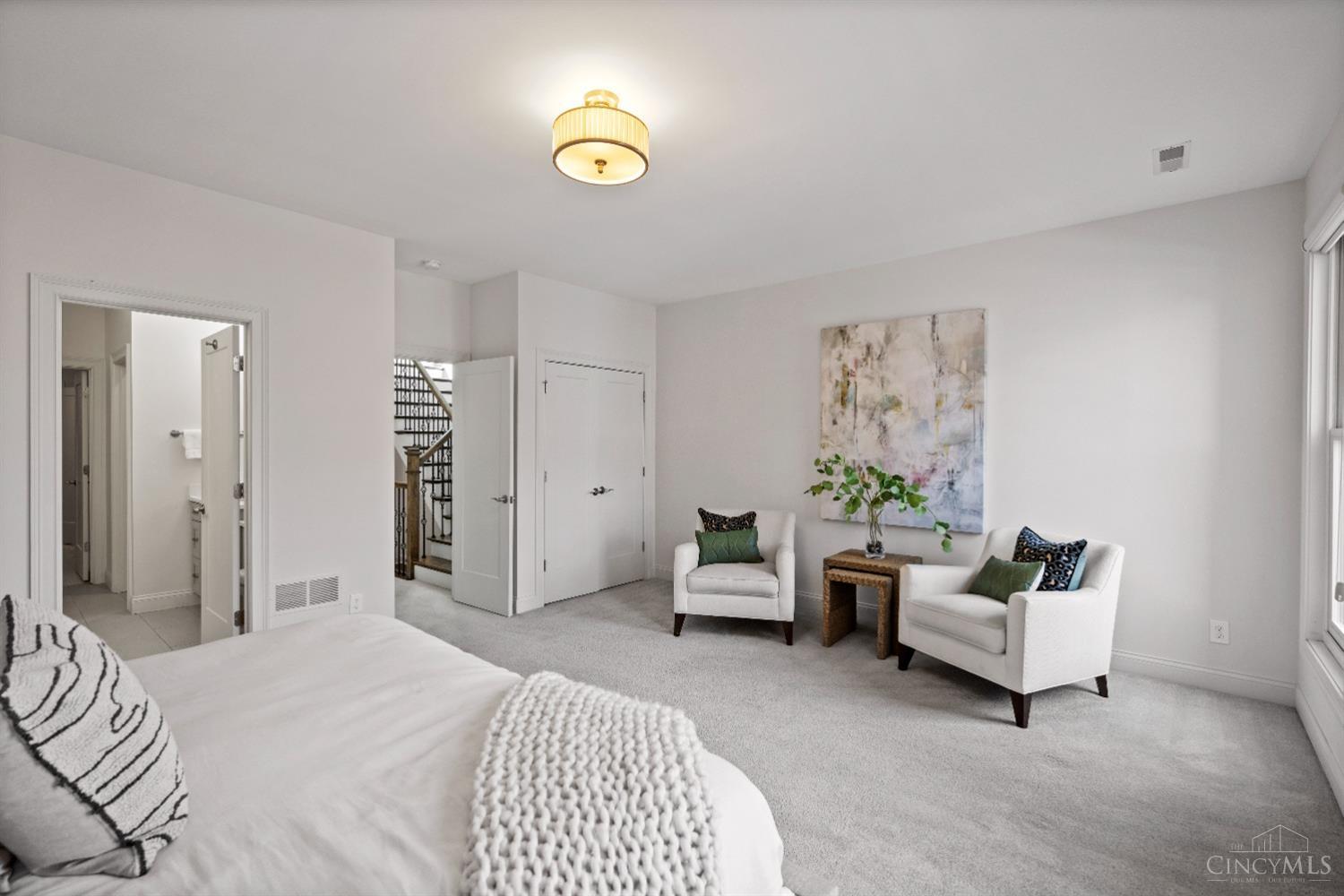 214 W Fifteenth Street