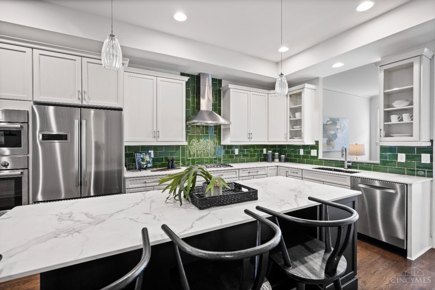 214 W Fifteenth Street