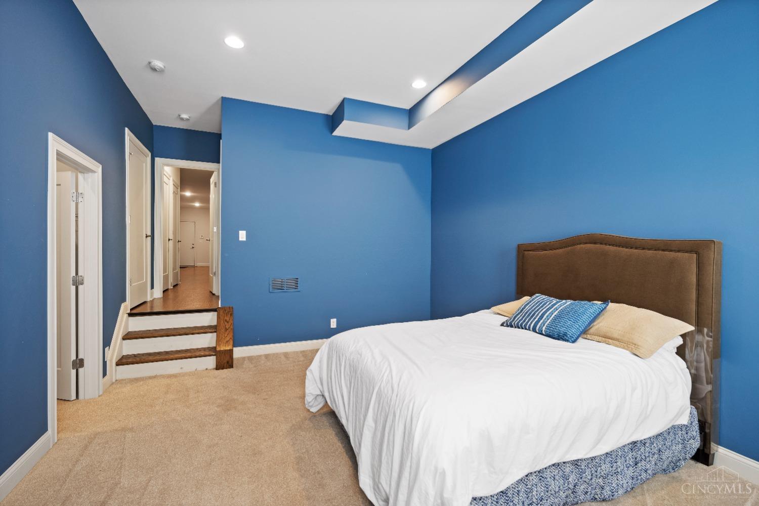 214 W Fifteenth Street
