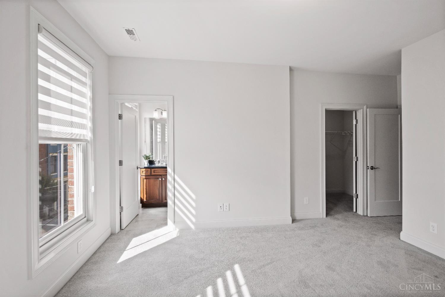 214 W Fifteenth Street
