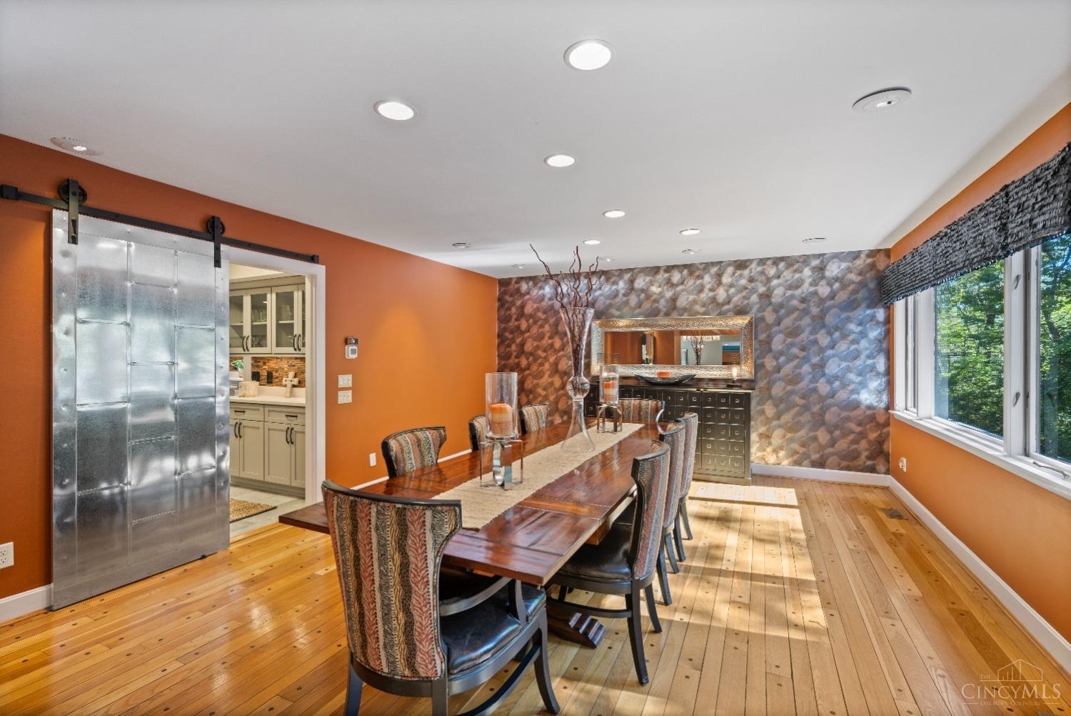 2884 Lower Grandin Road