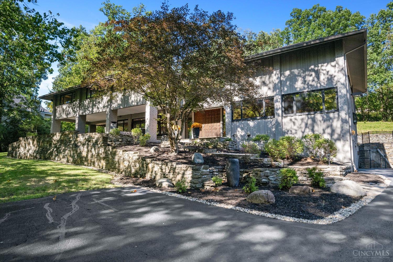 2884 Lower Grandin Road