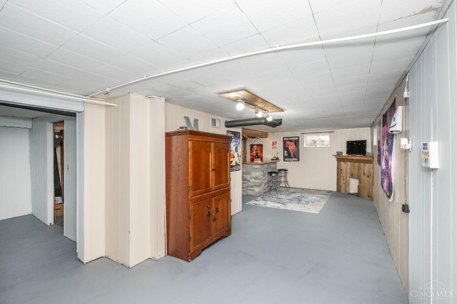 4256 Grotto Court