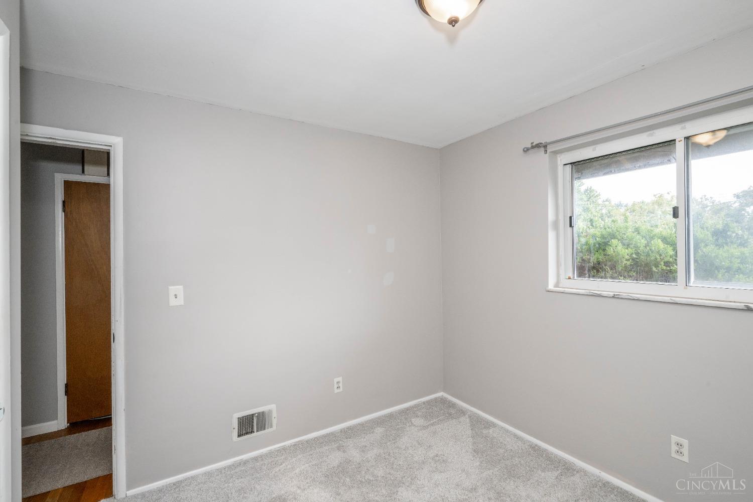 4256 Grotto Court
