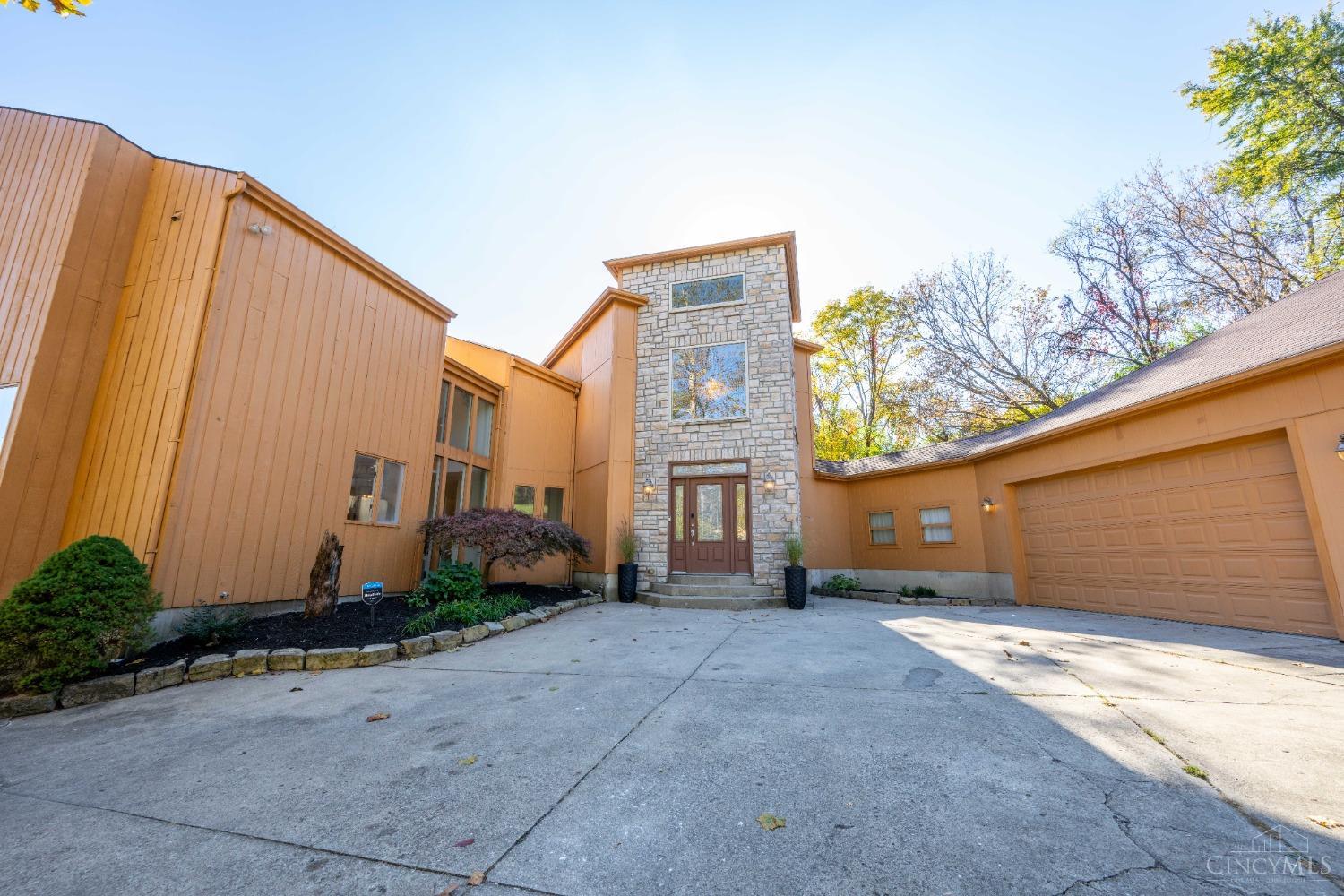 6185 Daleview Road