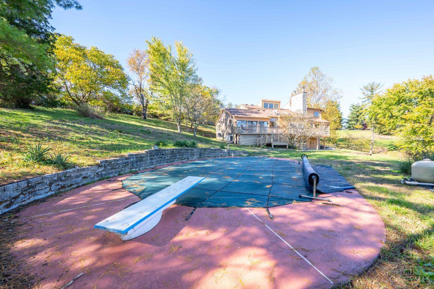 6185 Daleview Road
