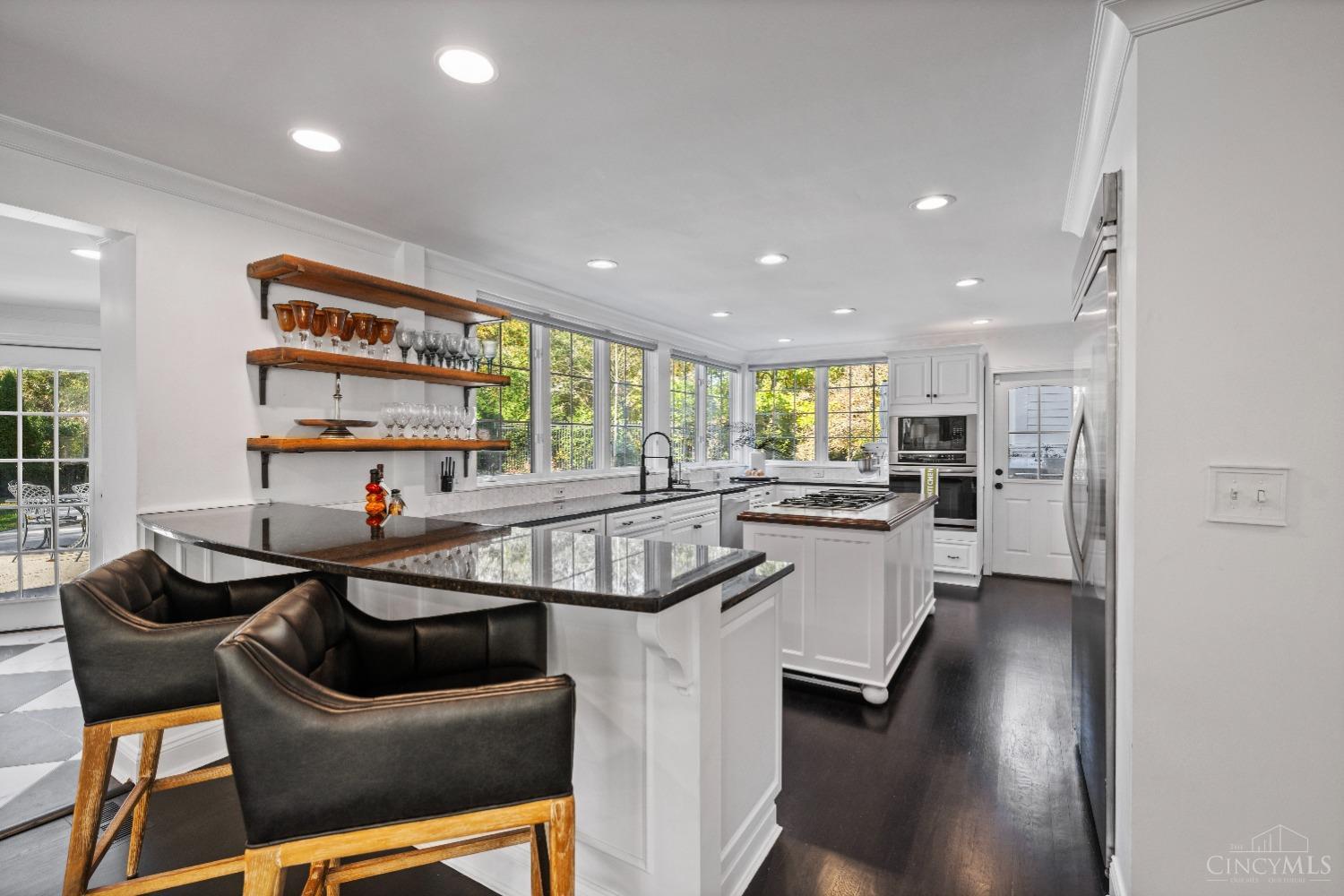 7375 Cayuga Drive