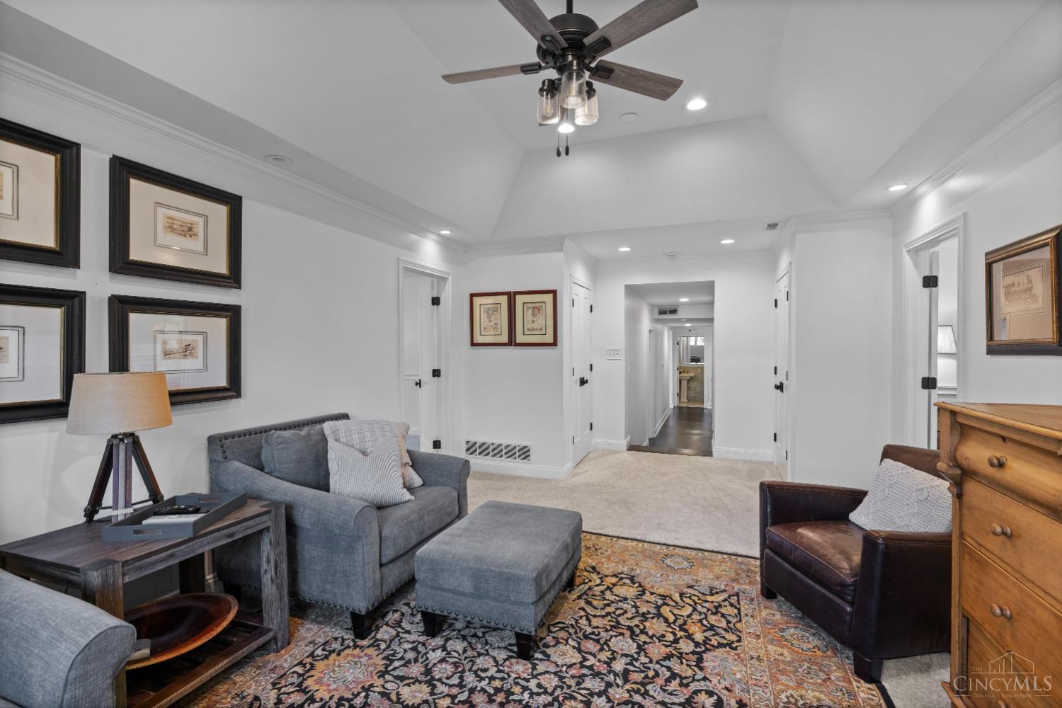 7375 Cayuga Drive