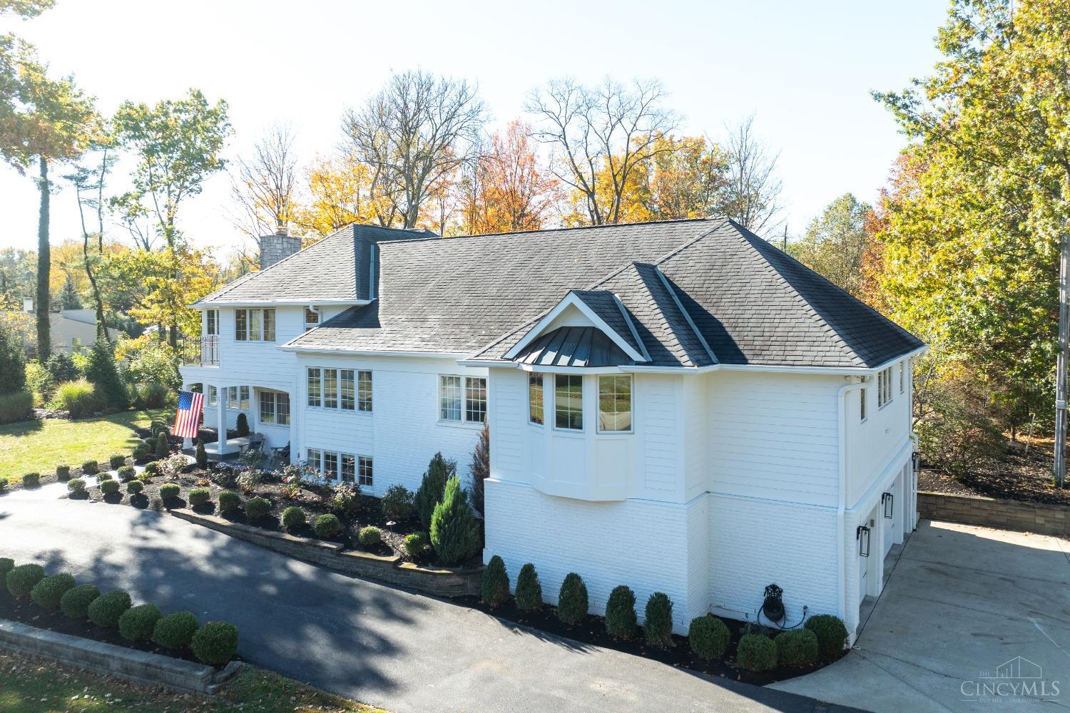 7375 Cayuga Drive