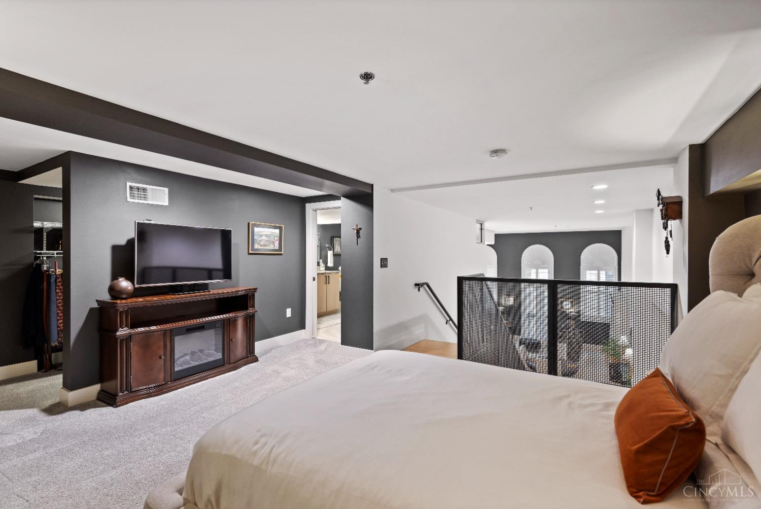 15 W 4th Street 103