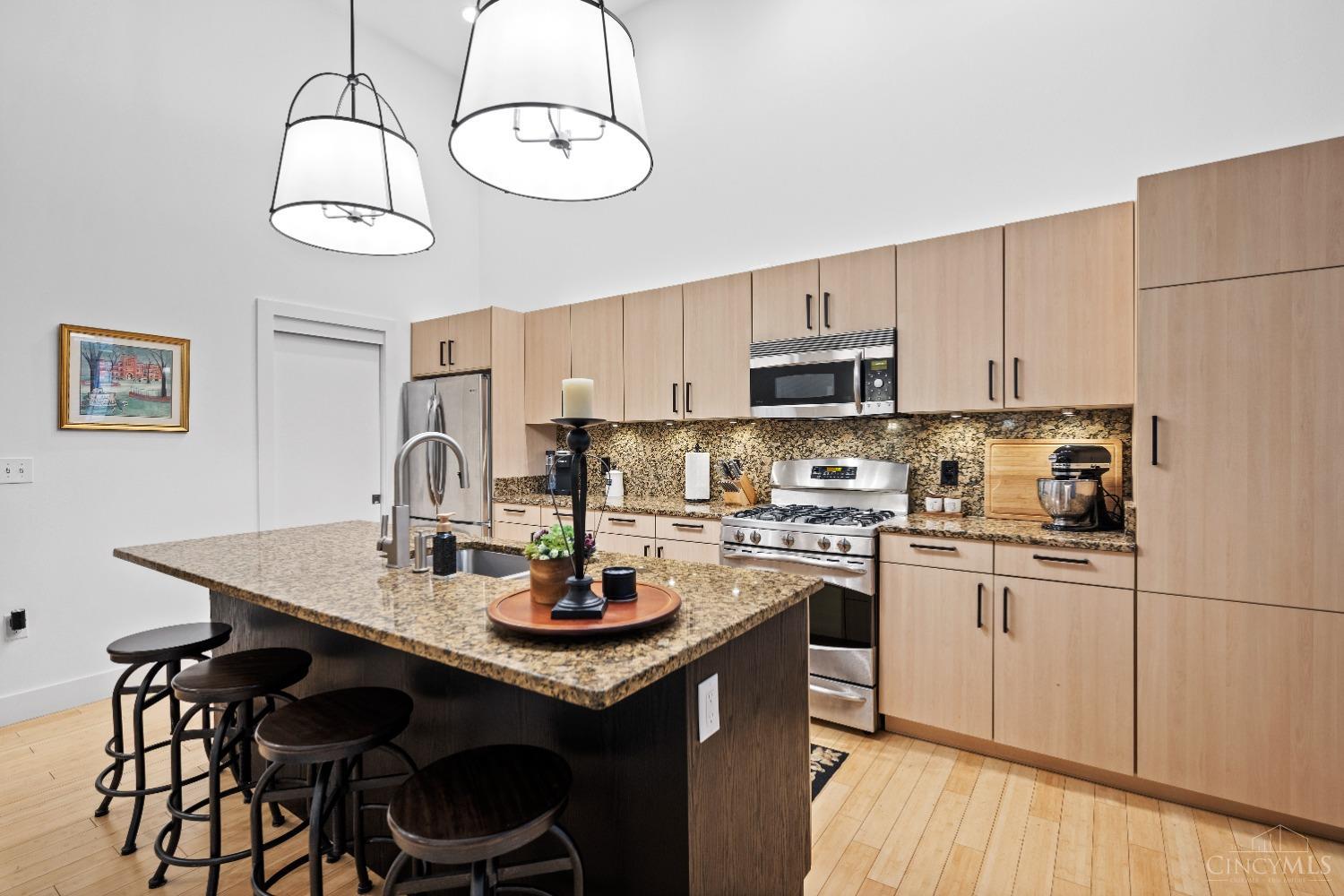 15 W 4th Street 103