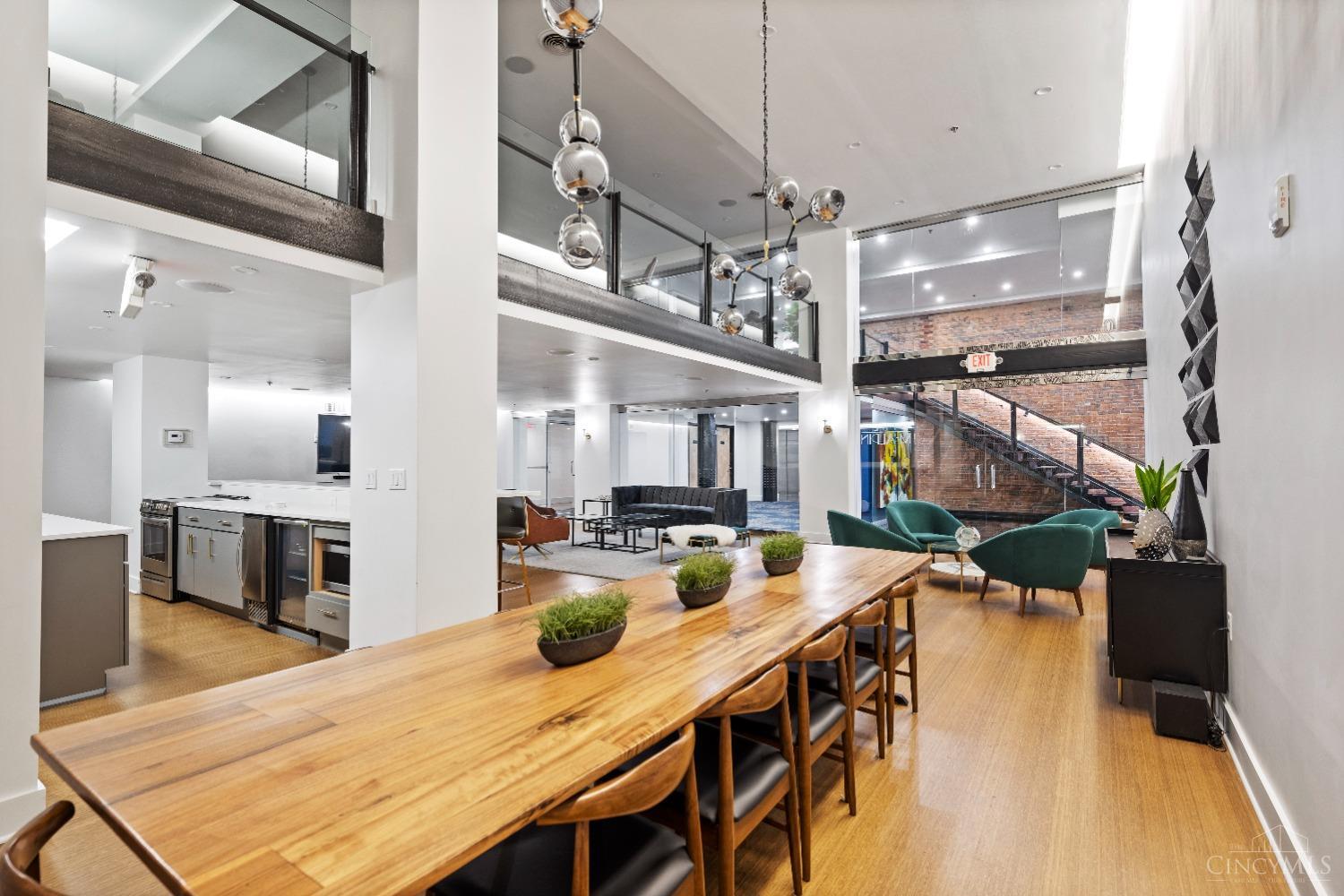 15 W 4th Street 103
