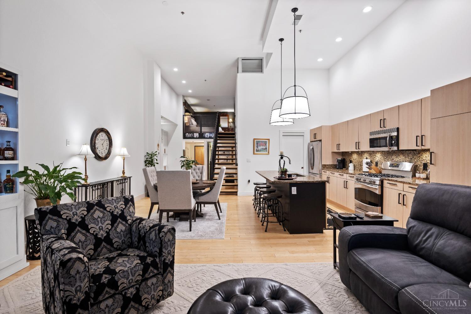 15 W 4th Street 103