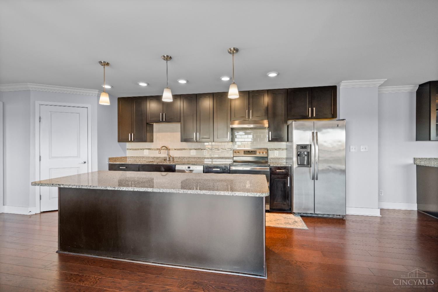 2200 Victory Parkway 1504