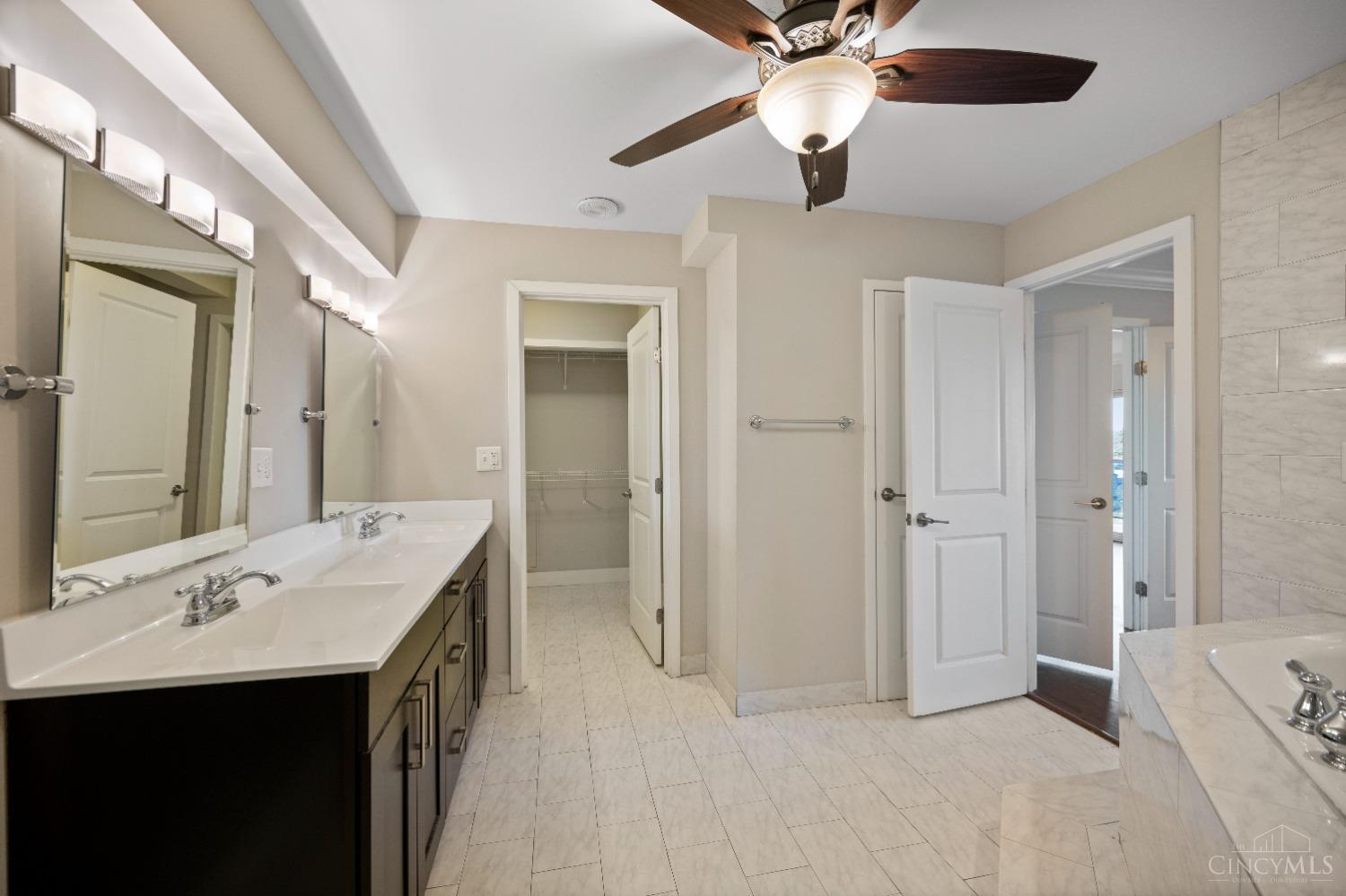 2200 Victory Parkway 1504