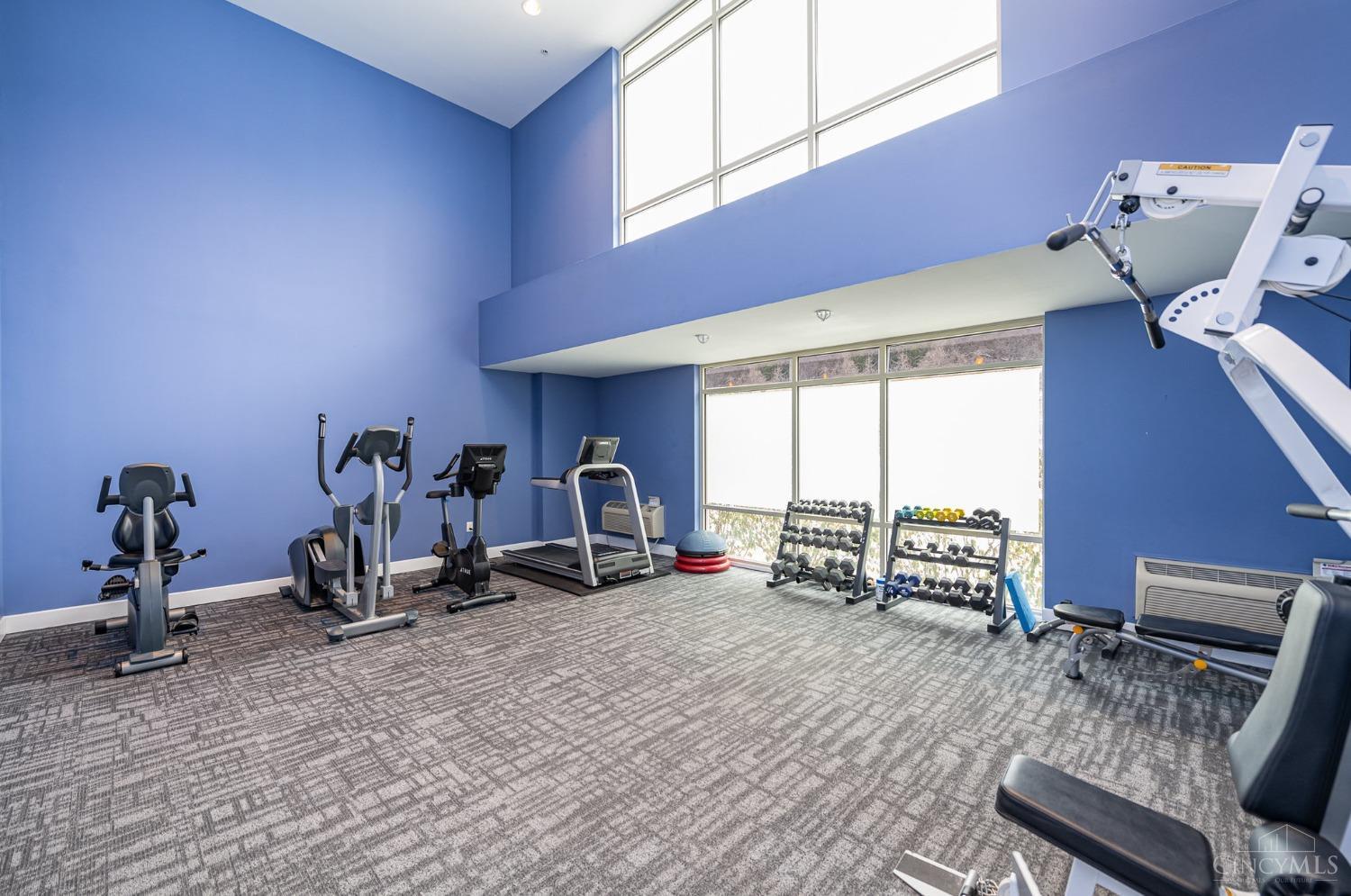 2260 Riverside Drive 407