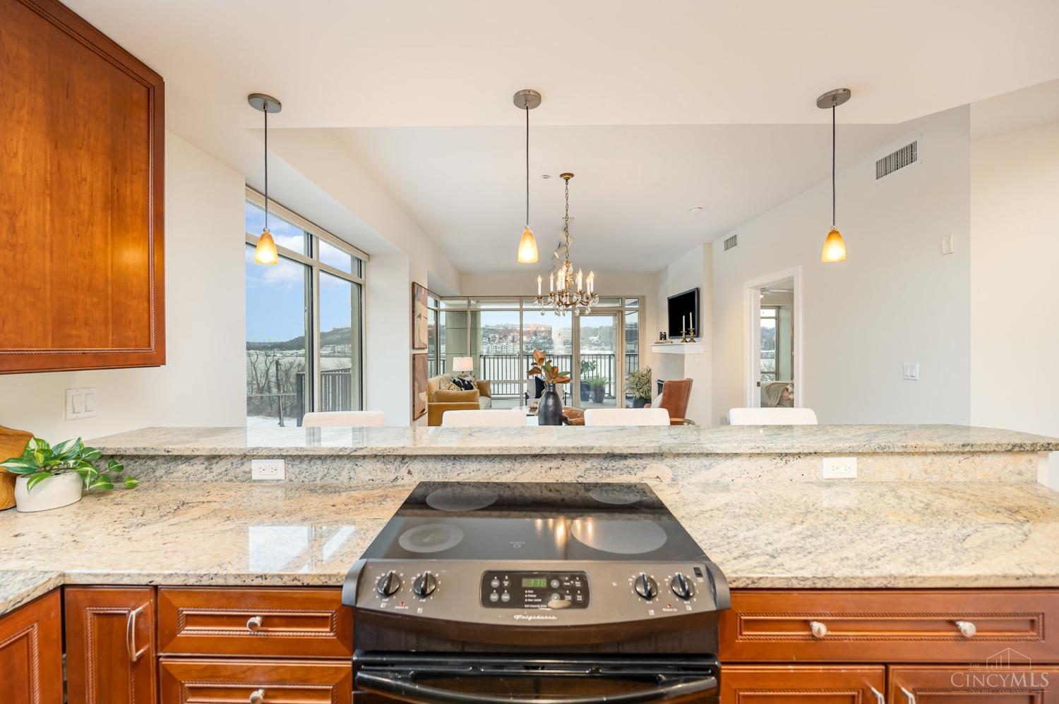 2260 Riverside Drive 407