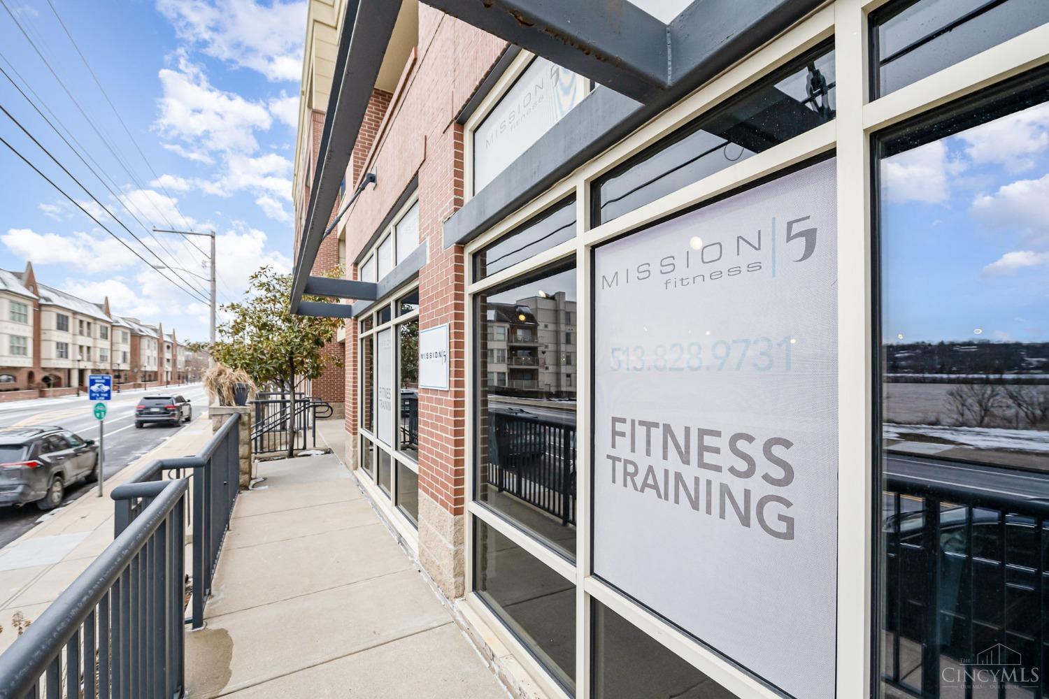 2260 Riverside Drive 407