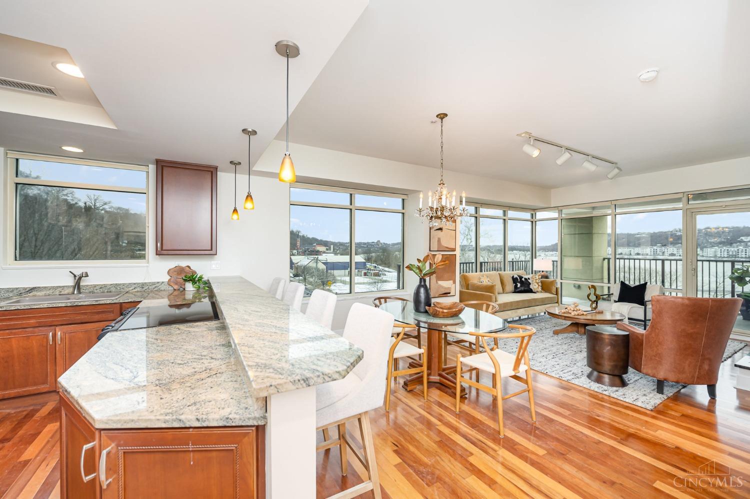 2260 Riverside Drive 407