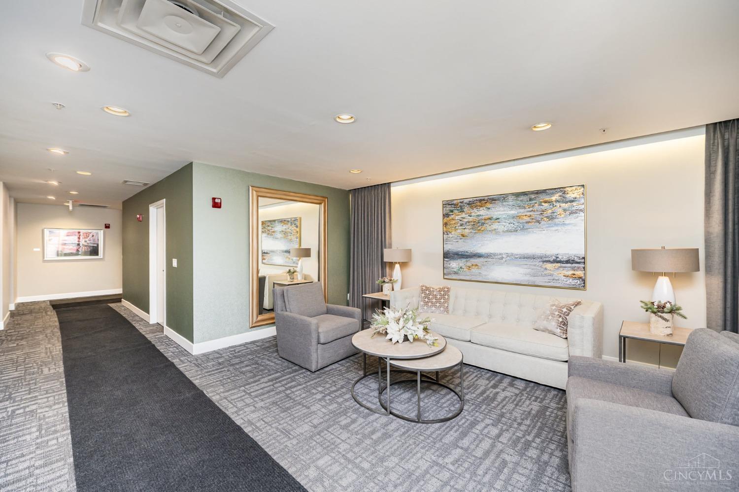 2260 Riverside Drive 407